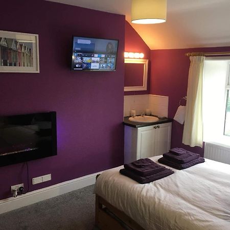 Moonraker Private Room In Our Cosy Cottage Home St Austell Esterno foto
