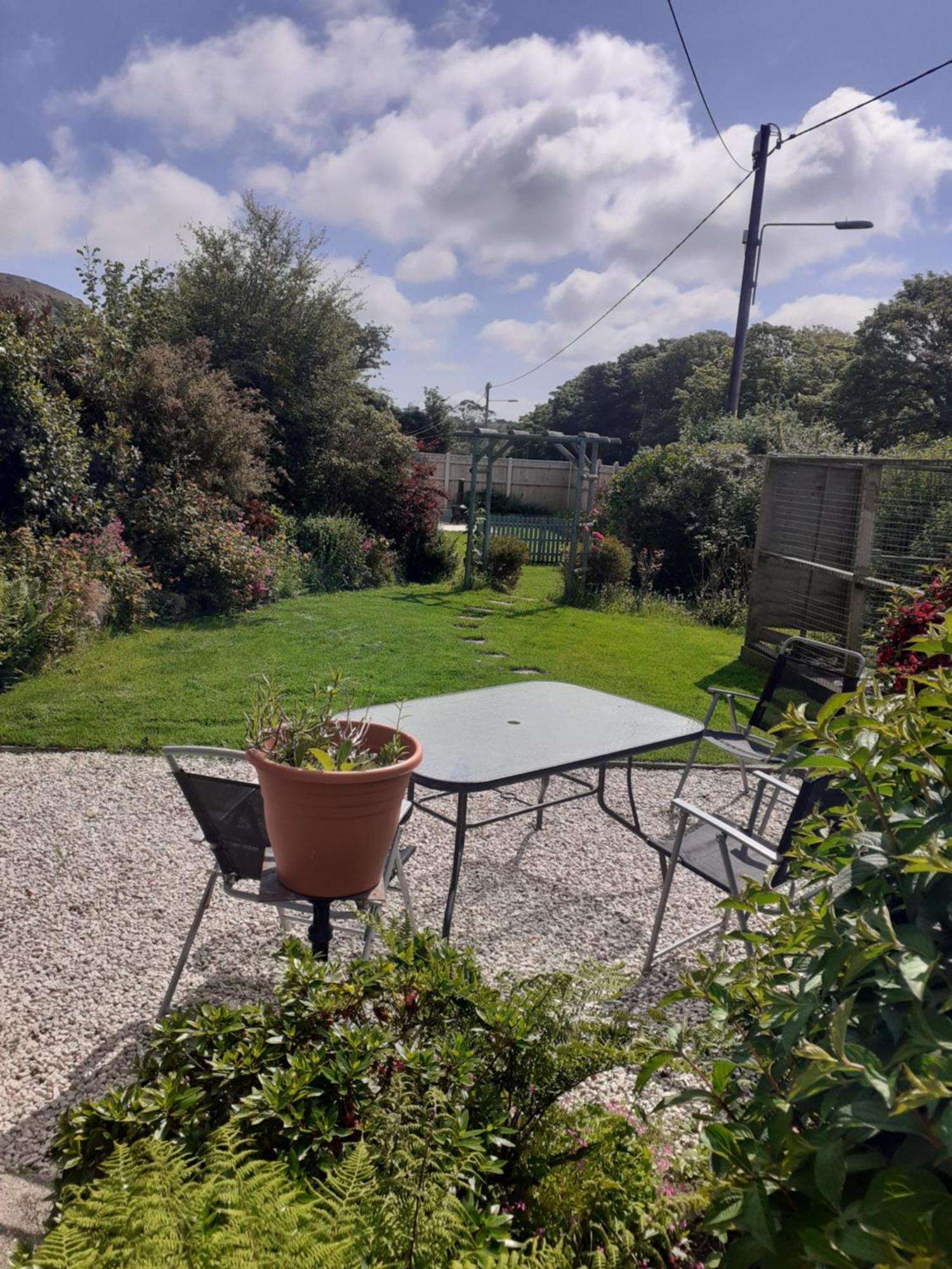 Moonraker Private Room In Our Cosy Cottage Home St Austell Esterno foto